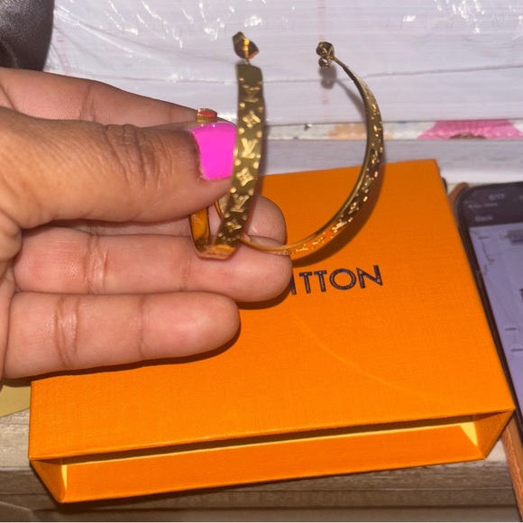 Gold Hoop Earrings - Picture 1 of 2